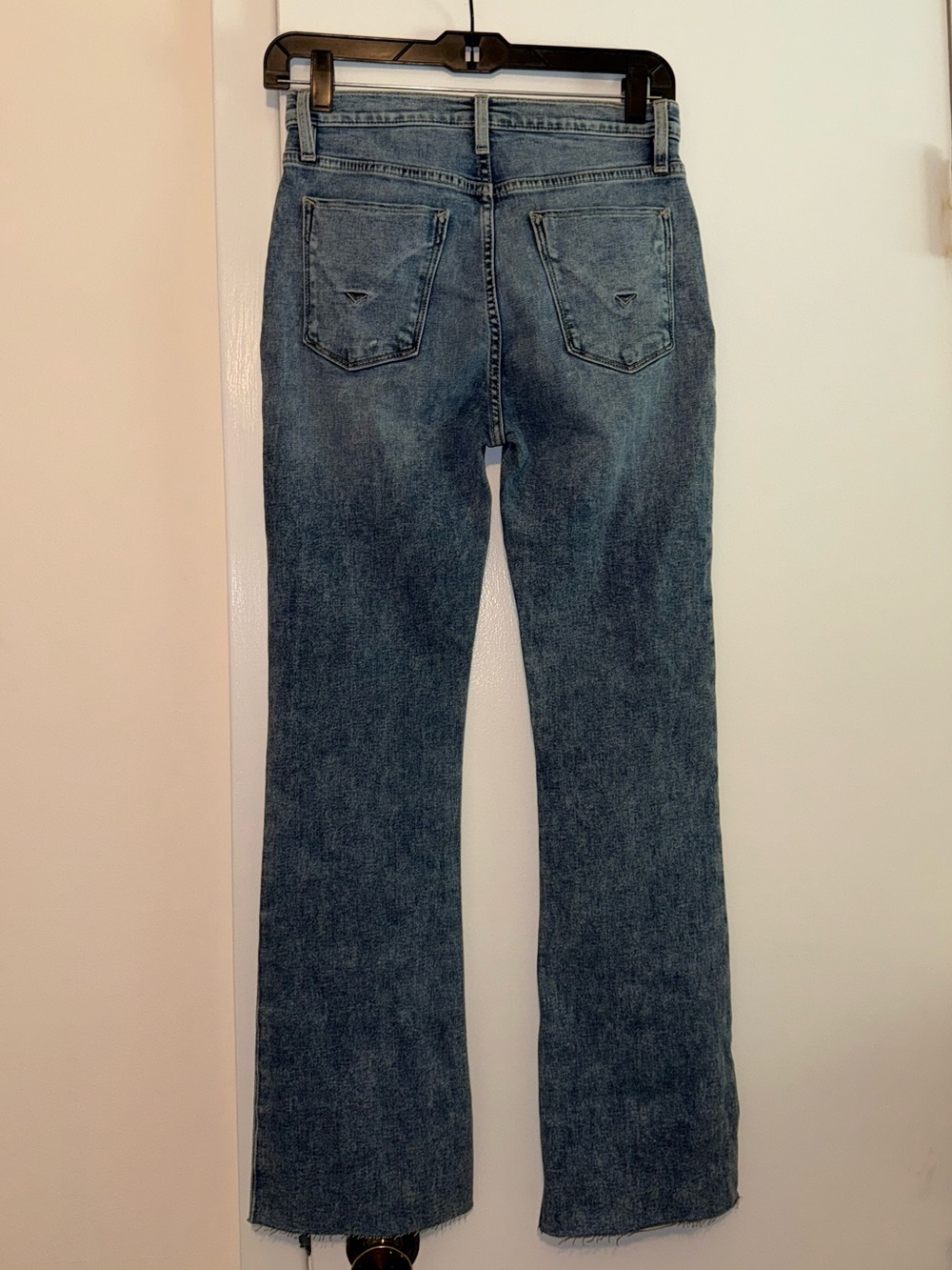 Hudson Jeans Medium Blue Cropped Straight Ankle Jeans
